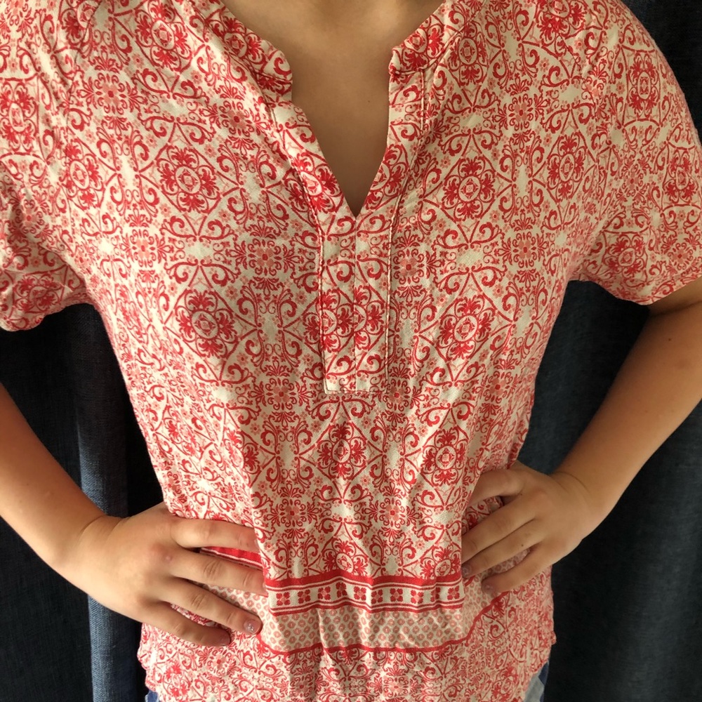 Red patterned summer top